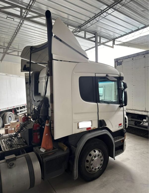 REMOLCADOR SCANIA MODELO P410 AÑO 2015 PRECIO $ 47,500.00 DOLARES - Image 7
