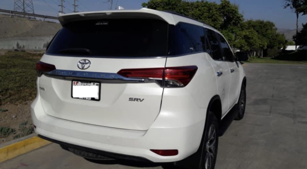 TOYOTA MODELO FORTUNER 4X4 AÑO 2018 PRECIO S/.100,000.00 - Image 8